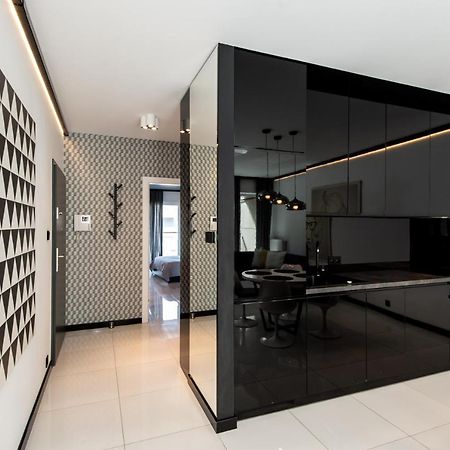 Super-Apartamenty Presidential Suite Poznań Extérieur photo