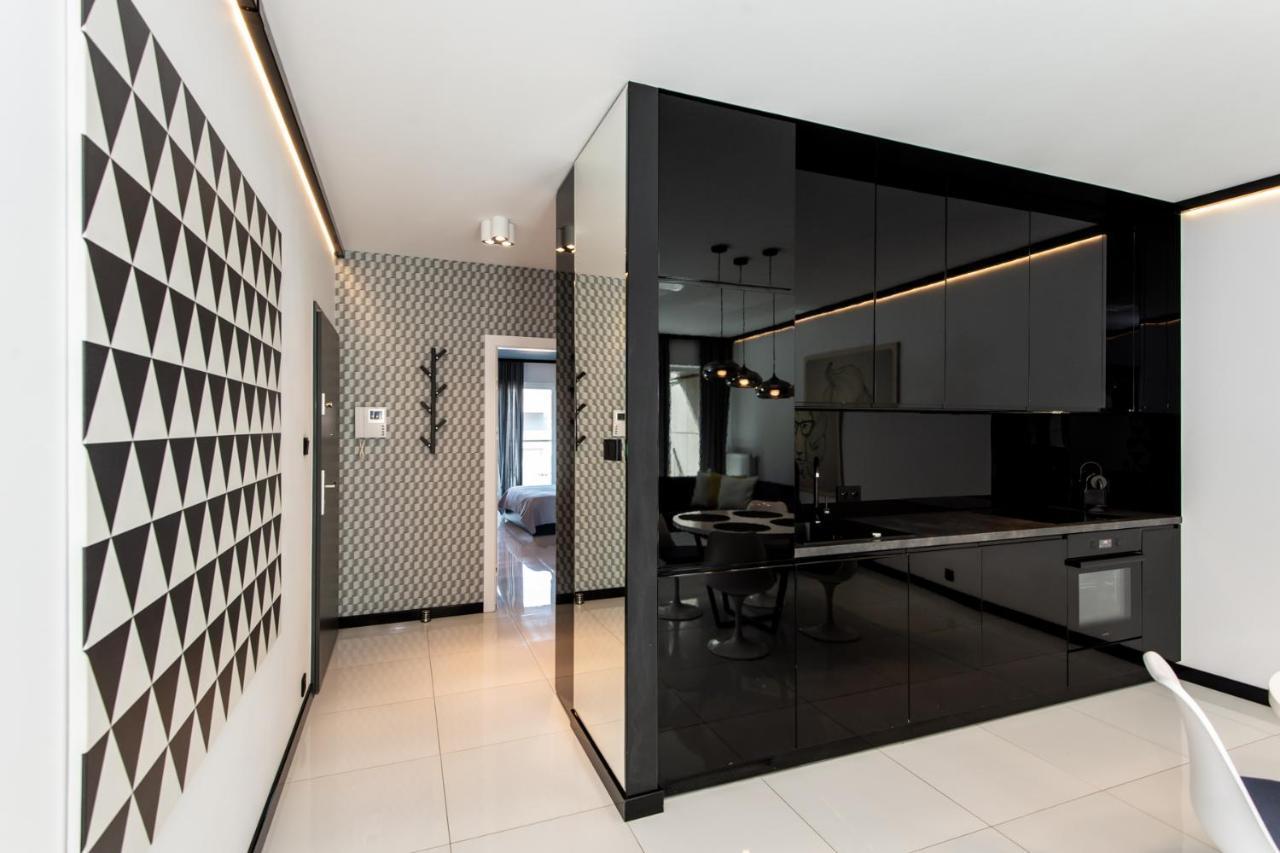 Super-Apartamenty Presidential Suite Poznań Extérieur photo