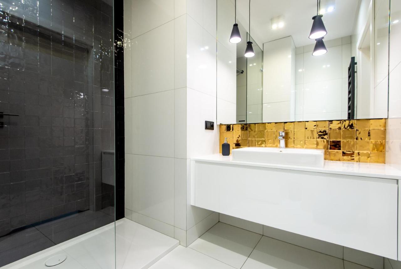 Super-Apartamenty Presidential Suite Poznań Extérieur photo