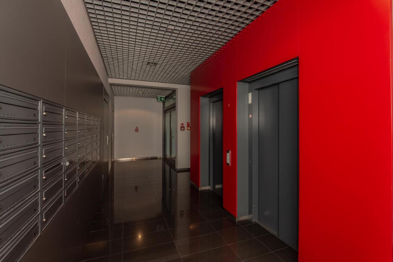 Super-Apartamenty Presidential Suite Poznań Extérieur photo